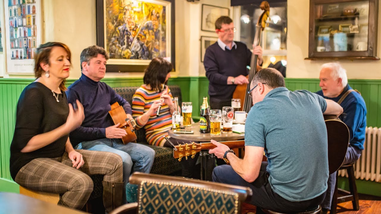 The Wyatt Hotel  |  Cobbler's Bar Trad Music