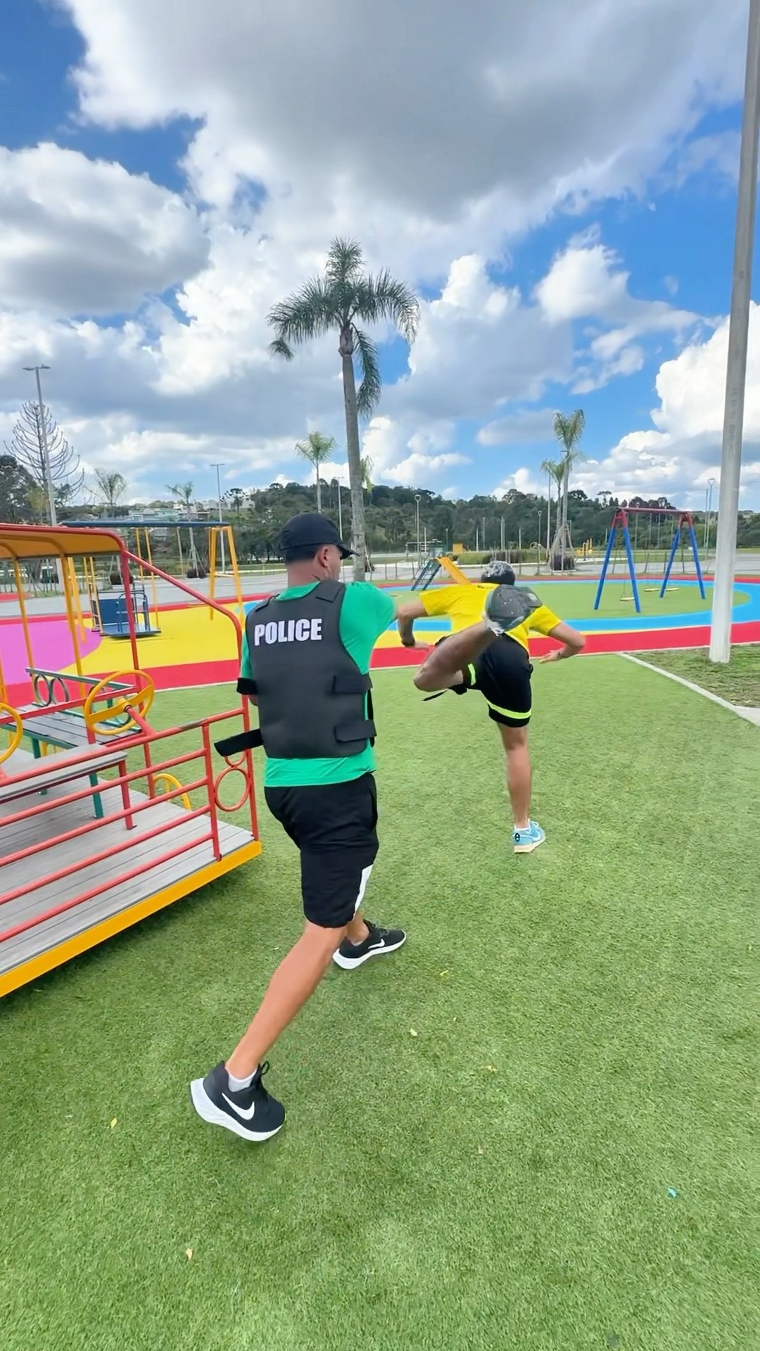 O policial me humilhou #shorts #spiderbritto