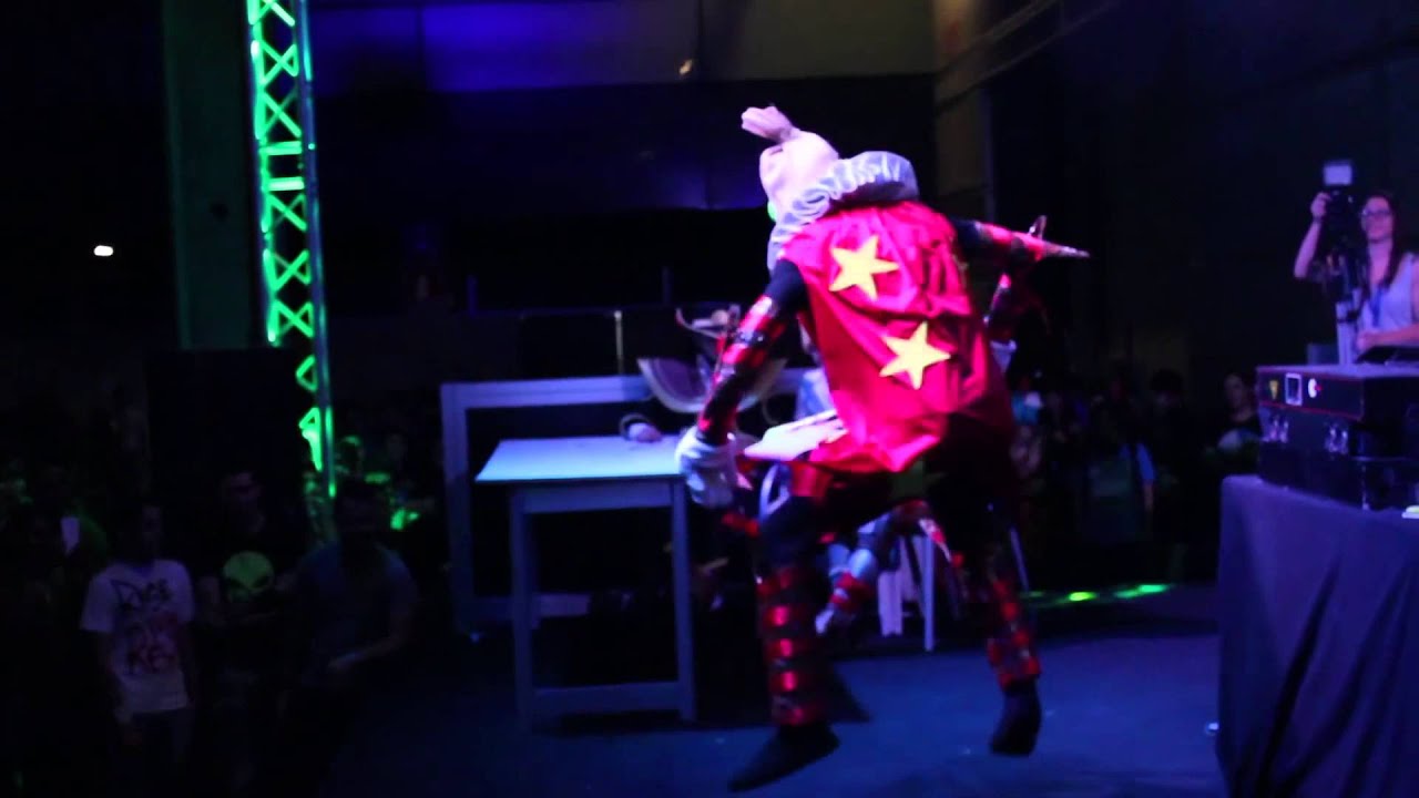 Fiddlesticks Cosplay Show - Dreamhack Valencia 2014