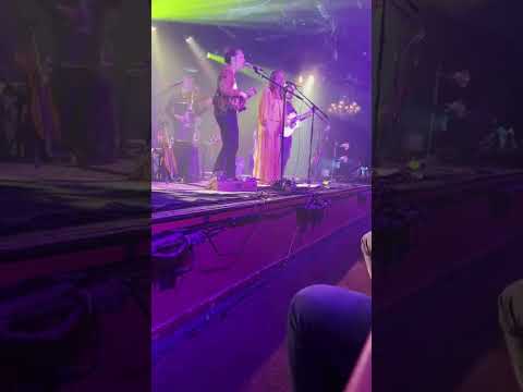 Sierra Hull Mad World (Birchmere 10/06/2022)
