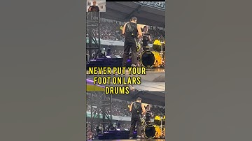 Lars Ulrich messing with Robert Trujillo resting foot on drums at Metallica concert M72 Gothenburg