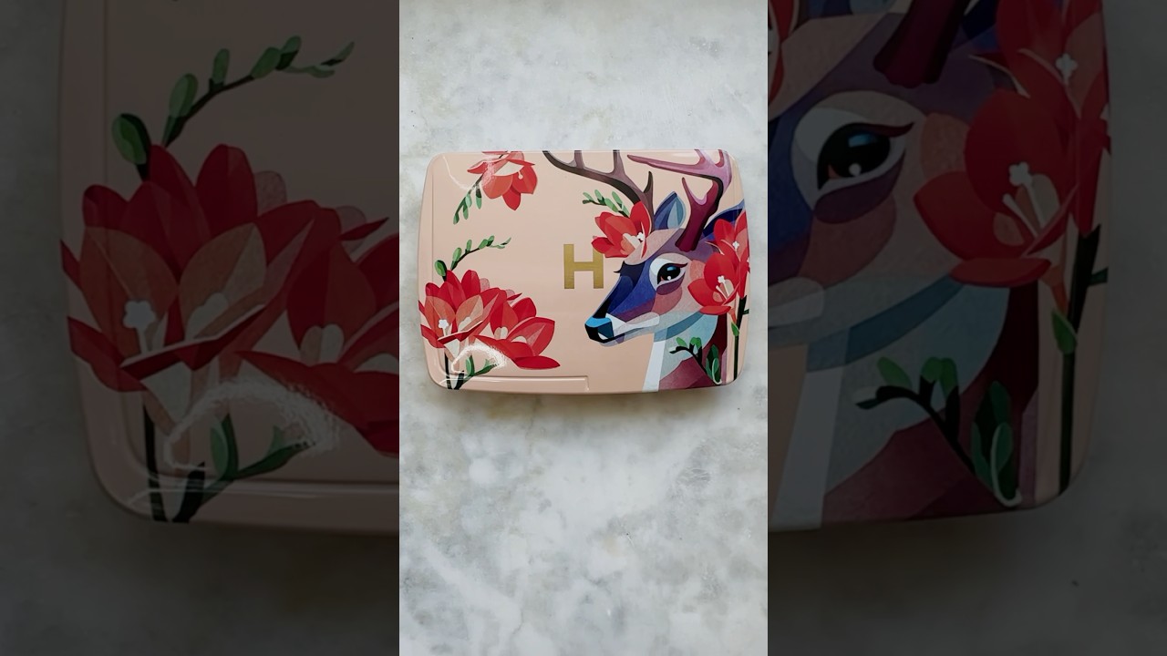 Hourglass Deer Palette Swatches | 