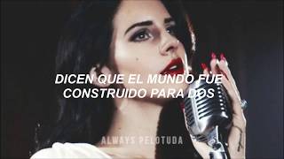Video thumbnail of "[ Lana del Rey ] - Video Games  // Traducción al español ."