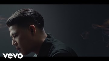 Nino - Pergilah (Official Music Video)