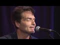 Richard Marx Performs 'Endless Summer Nights' At 92.5 The Breeze