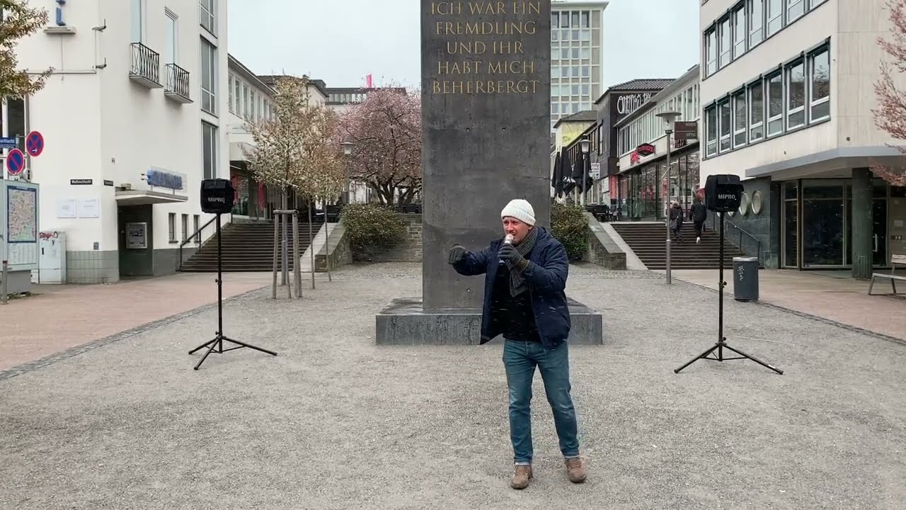 Warum gibt es Kriege? und wo ist Gott? | Straßenpredigt | Kassel