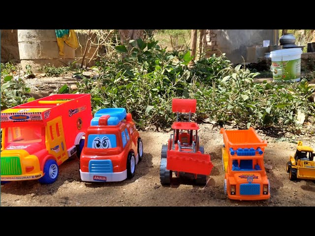 Jcb wala videos Kids Toy video Tractor Toy Trucks toy tractor stuck in deep mud @CS TOY class=