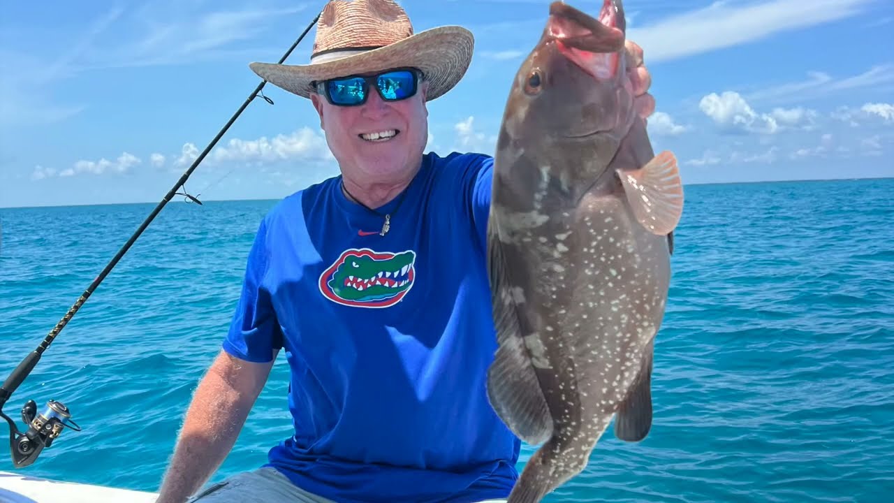 Reef fishing for BIG grouper down in the Florida Keys | Shallow patch reef fun