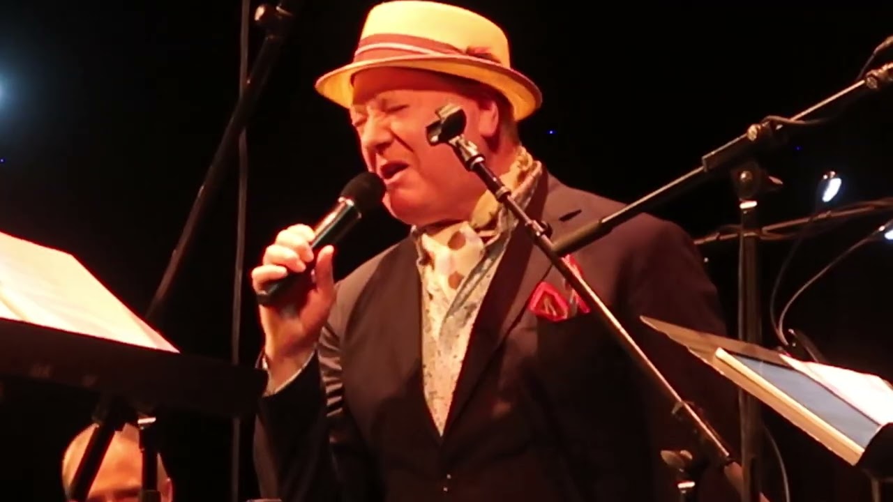 Van Morrison live 