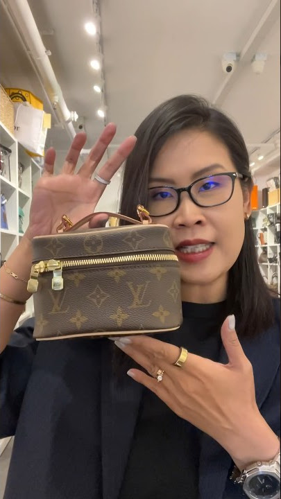 LV Neverfull is our inspiration for the Duo Vanity Case! 👜 