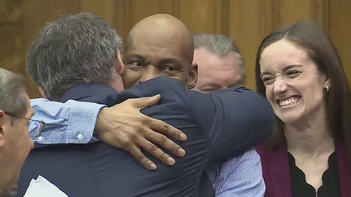 Lamar Johnson, attorneys celebrate as judge overtu...