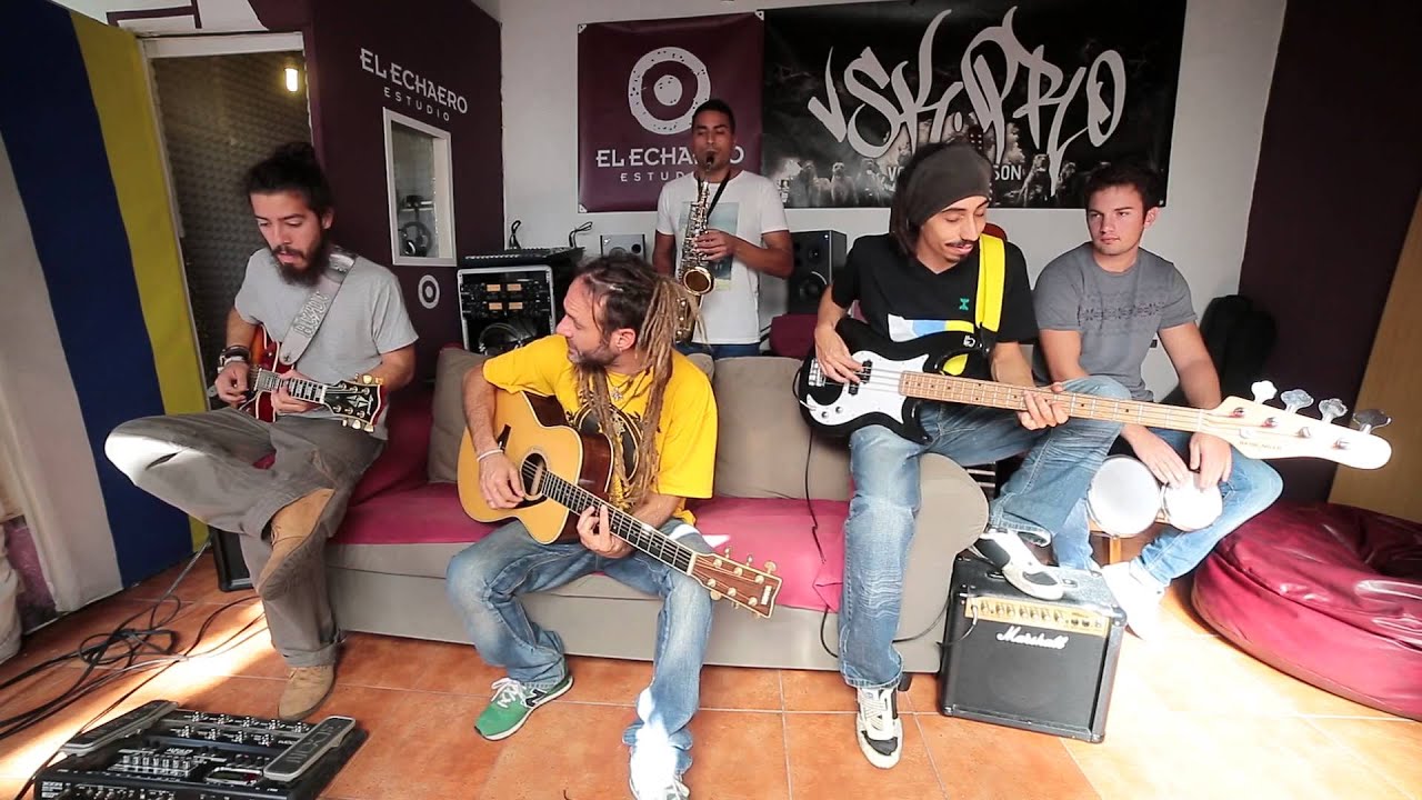 Ras Kuko feat Suppamasta Sound Crew "sesion acustica"