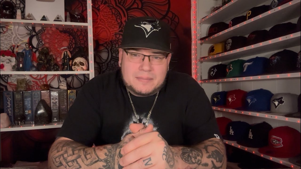 Лев ♌️ «Кто-то много думал о тебе» Таро, любовное чтение