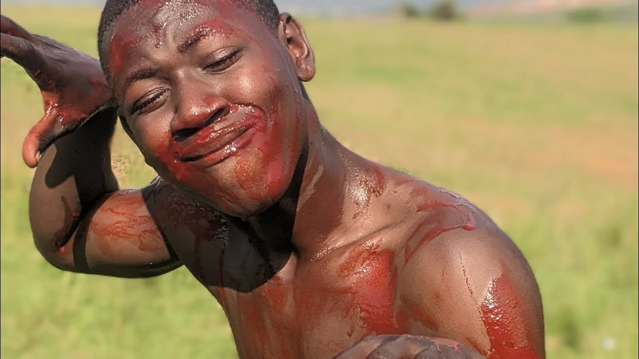 ZOMBIE PRANK 🚨 AHOBUKERA NAMUNT'UZONGERA GUSOKA MUNZU 👹 NIMUTAGIRICYOMUKORA 🙏 ABANTU BARAHERA MUNZU 