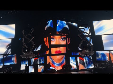 Katy Perry - Lifetimes Tour Krakow Poland LEVEL 3