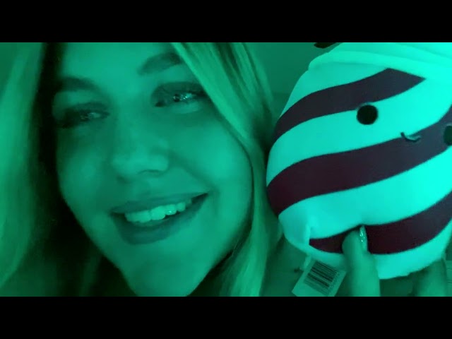 a really random but tingly filler asmr video. lofi style 😁