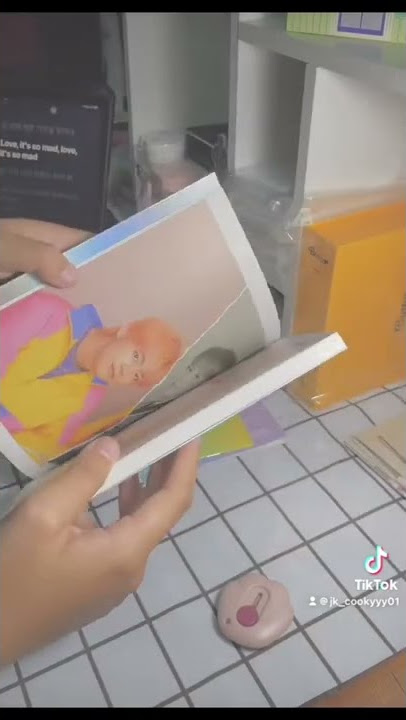 Unbox a album LOVEYOURSELF ANSWERS Ver.L