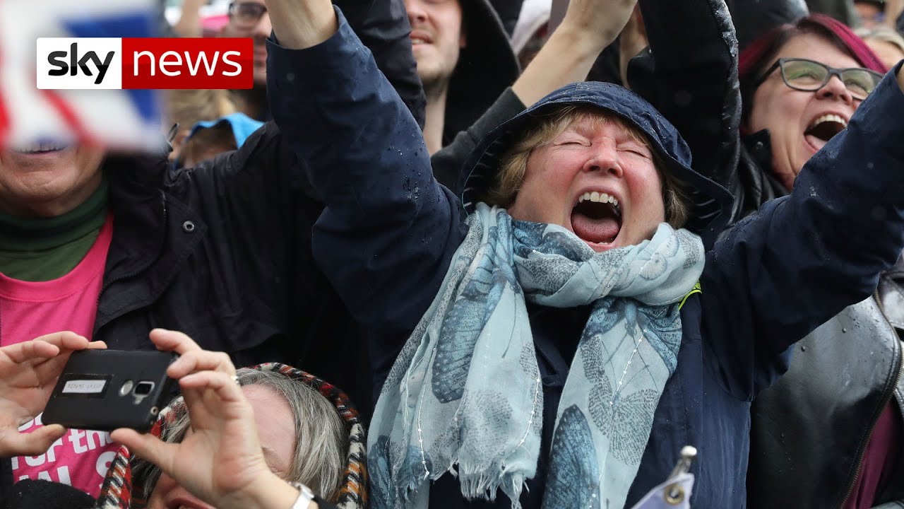 Thousands take part in 'Super Saturday' Brexit protests
