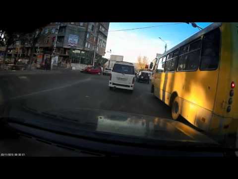 არ გადაჭრა გზა როცა წითელი გინთია :)