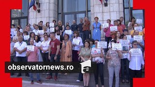 Download Lagu Bugetarii ieşiţi la proteste şi-au prezentat salariile. \ MP3 Download Lagu Bugetarii ieşiţi la proteste şi-au prezentat salariile. \ MP3