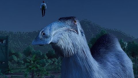 Day 297 of adding a Deinocheirus to this park until they