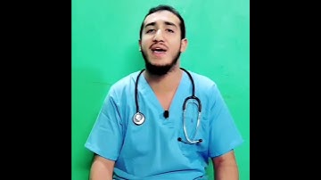 طبيب يبدع في تقليد تتر إذاعة القرآن الكريم #المنشاوي رهيييييييييب 😍