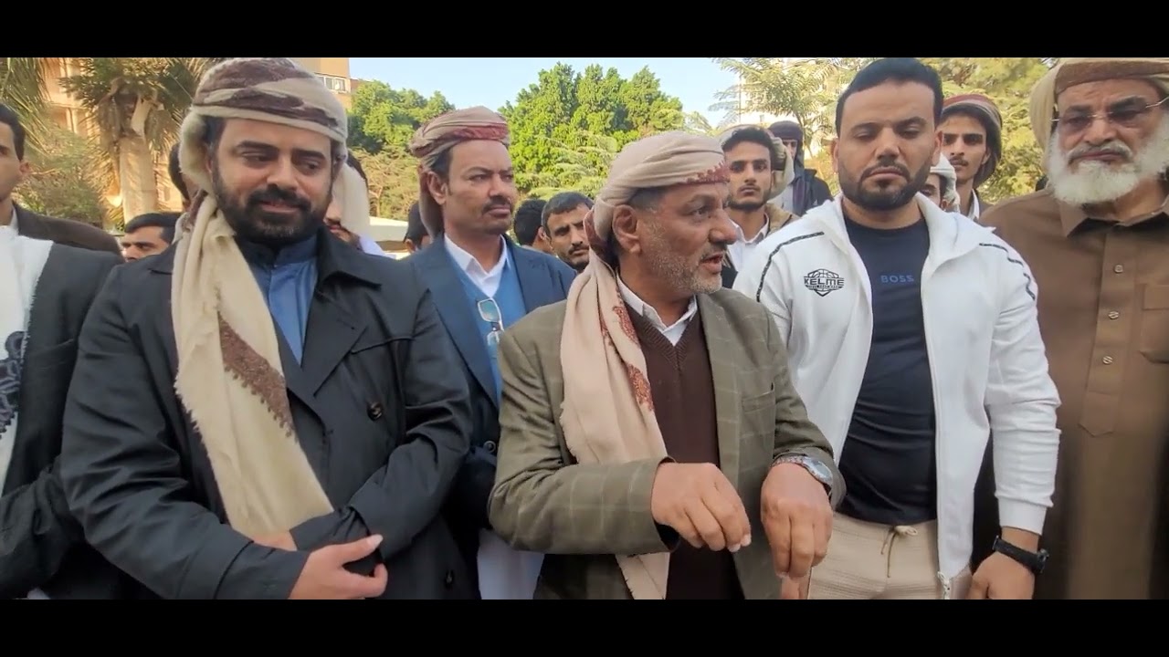 جانب من حضور مشائخ اليمن في عزاء اللواء حسن بن جلال يوم أمس