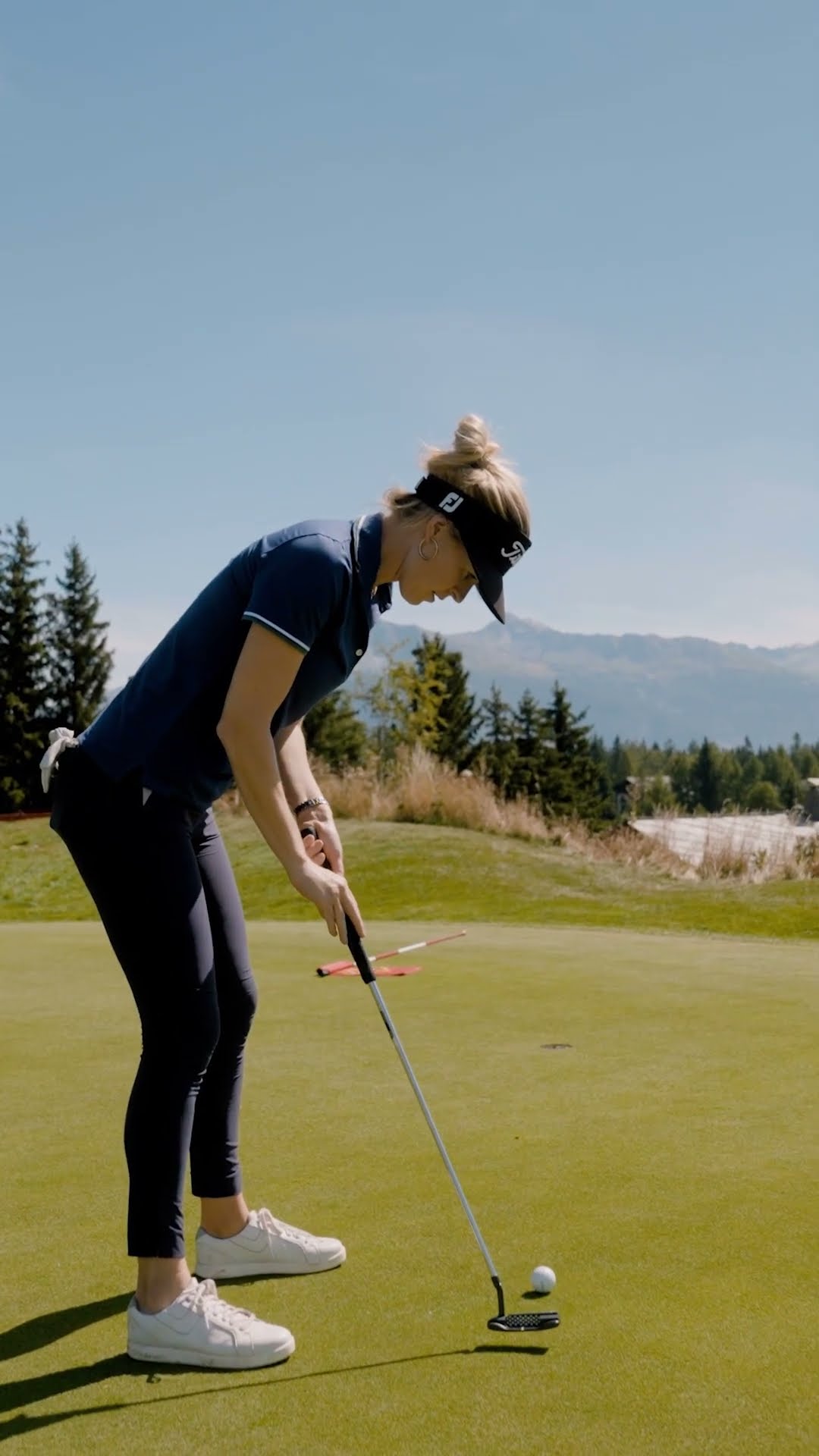 Birdie on most beautiful hole in world ? #golf