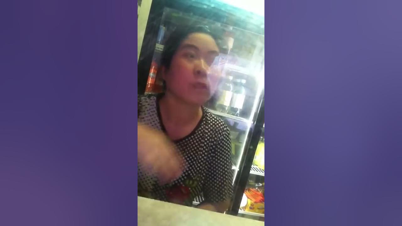 Lady cursing out Chinese lady - YouTube