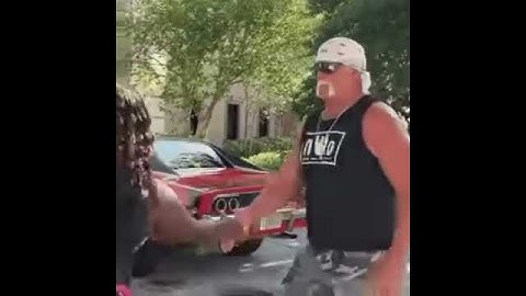 Hulk Hogan The Racist Shakes Hands with black people then wipes his hands 😡😡