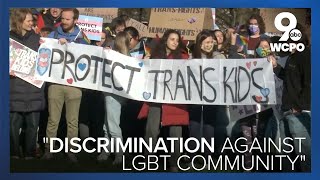 Kentucky lawmakers override veto on transgender bill