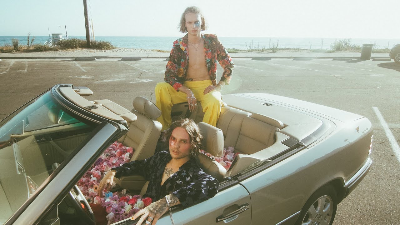 Hella Kidz - Sad Lips