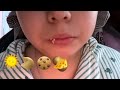Comiendo comida diferente