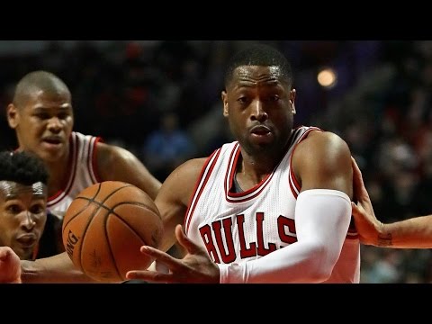 Dwyane Wade IS CLUTCH for the Bulls! Seals Victory with HUGE JAM