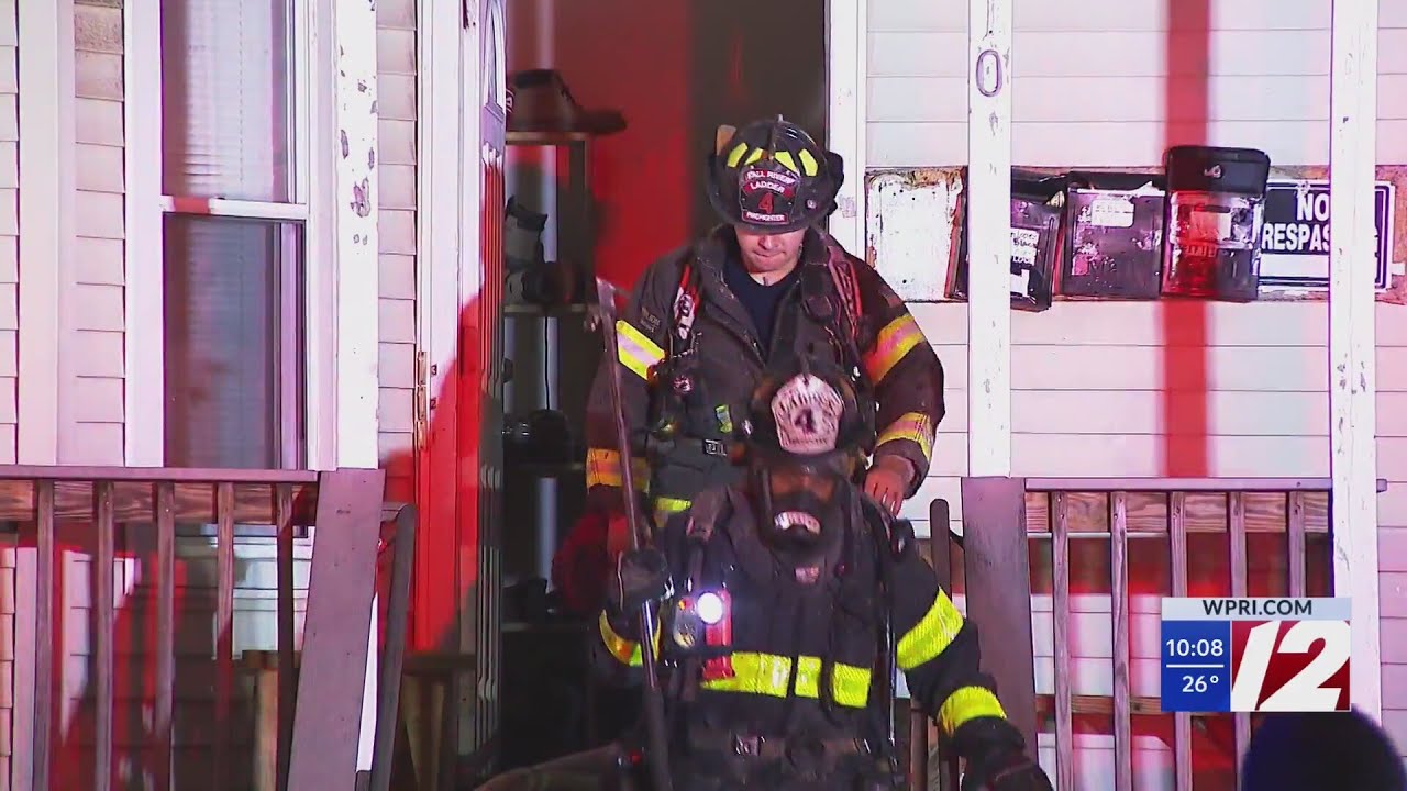 11 displaced by Fall River apartment fire - YouTube