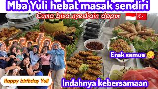ACARA MBA YULI ULANG TAHUN DI RUMAH