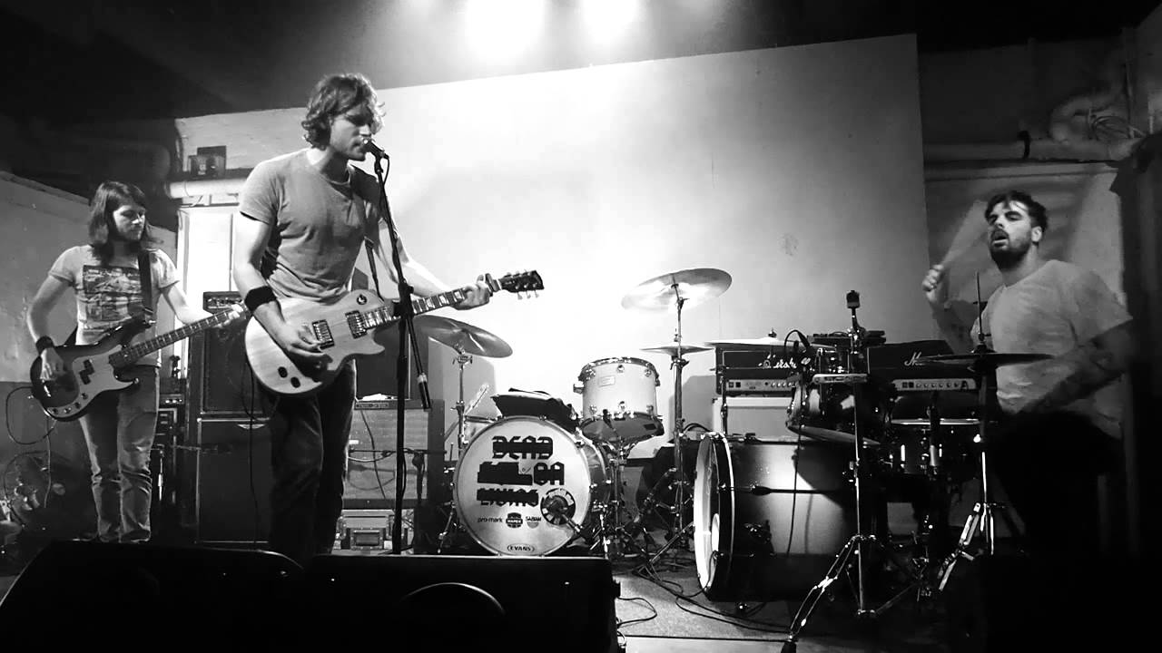 BURNING ALMS - "SO UNREAL" - LIVE AT THE OOBLEK