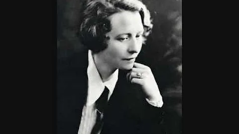 Edna St. Vincent Millay reads "Ballad of the Harpw...