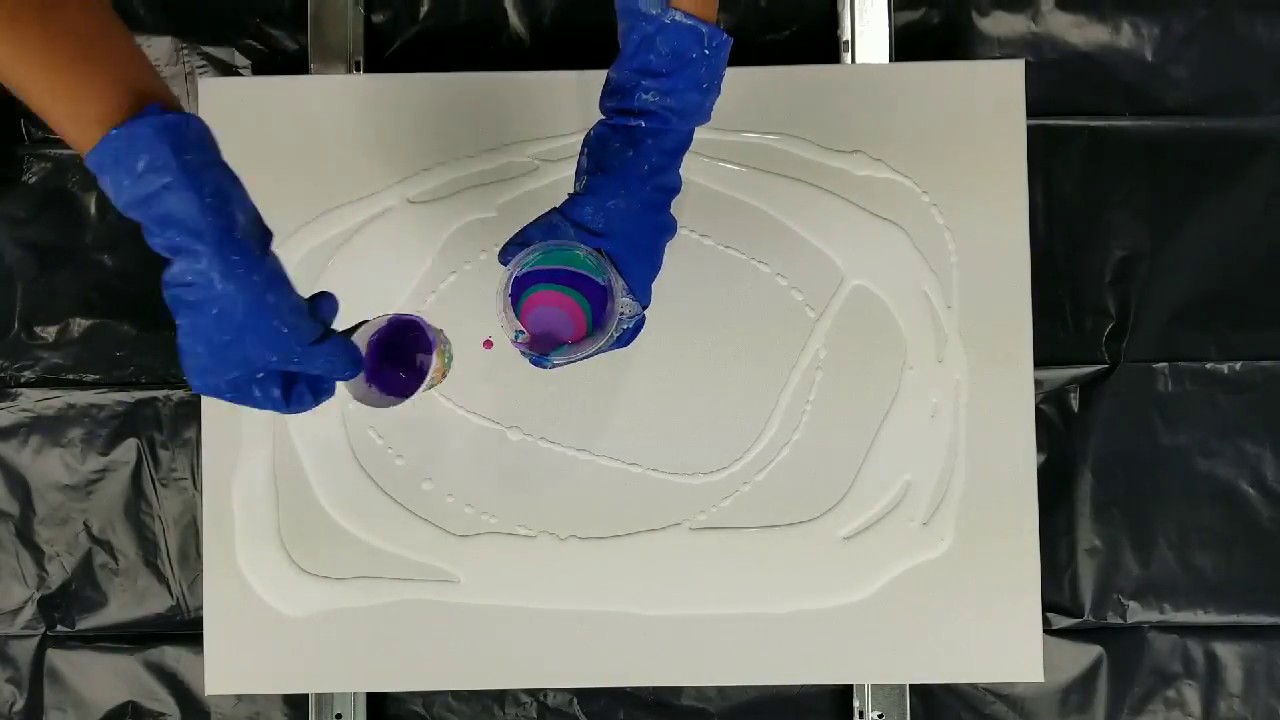 (3) Bright colors acrylic flip cup explosion of cells - YouTube