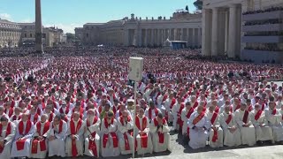 Remembering Pope Francis: Tens of thousands bid farewell