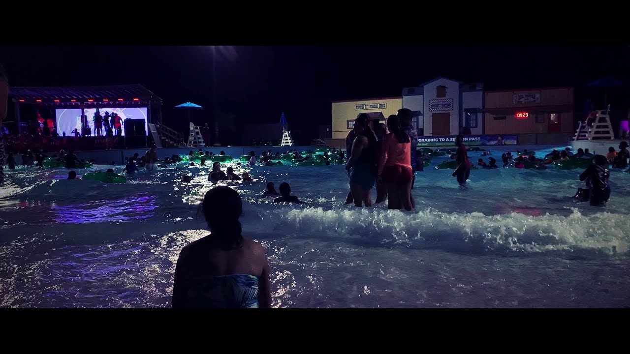 Pool Party | swimming in the wave pool