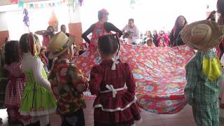 Dança Da Saia - Arraiá Do Beija-Flor