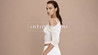 Irina Shayk x Intimissimi – ULTRALIGHT with Cashmere 15’’ (ENG)