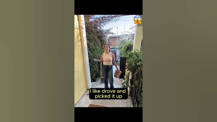 Food Delivery Girl snaps on Customers! #funny #deliverygonewrong #doordash #deliveryfails