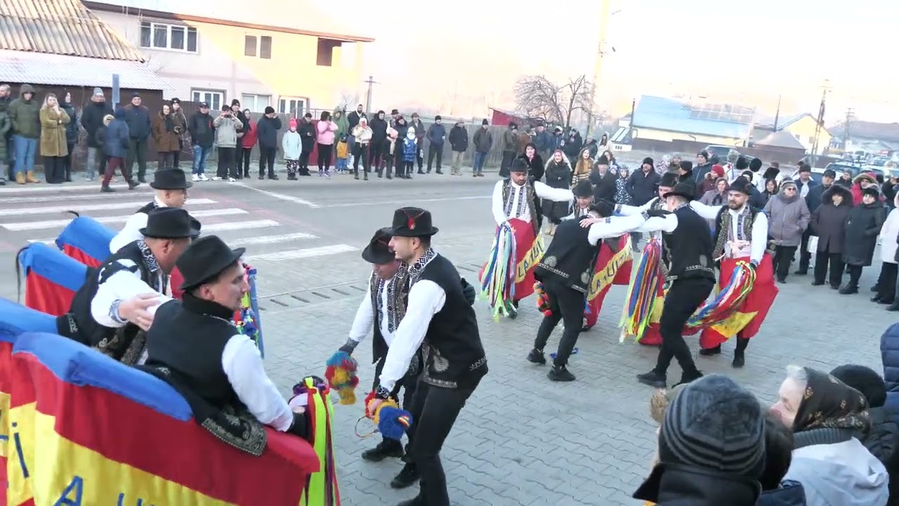 Traditii si obiceiuri sf. de an 2024 com. Helegiu jud.  Bacau -caisorii din Bratila.