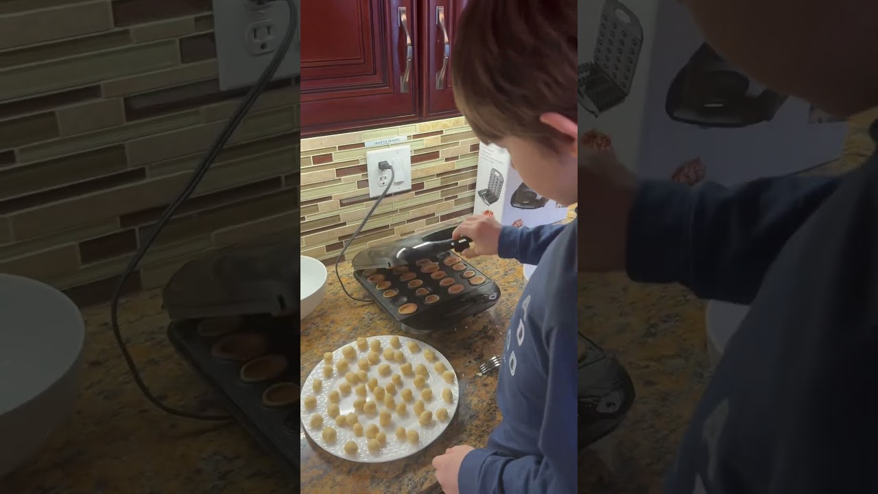 Oreshki cookies Grandma&rsquo;s Mariya recipe