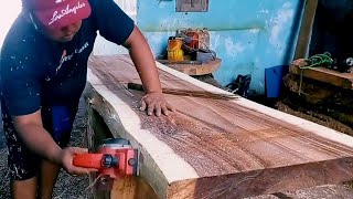 PROSES DETAIL PEMBUATAN MEJA MAKAN KAYU SOLID OLEH TUKANG PEMULA