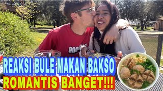 BULE MAKAN BAKSO AUTO ROMANTIS!