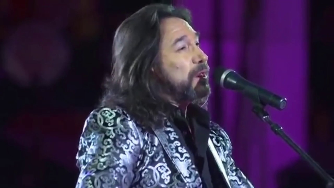 Acepto Mi Derrota • En Vivo • 