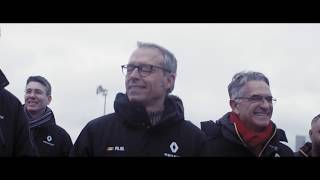 Renault Megane R.S. Trophy-R breaks record at Nurburgring